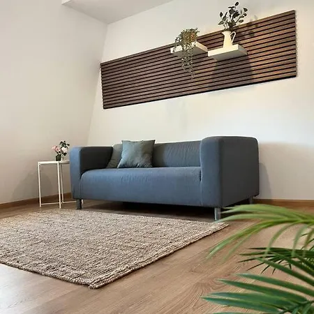 “sweet Boho Penthouse” In Center لار